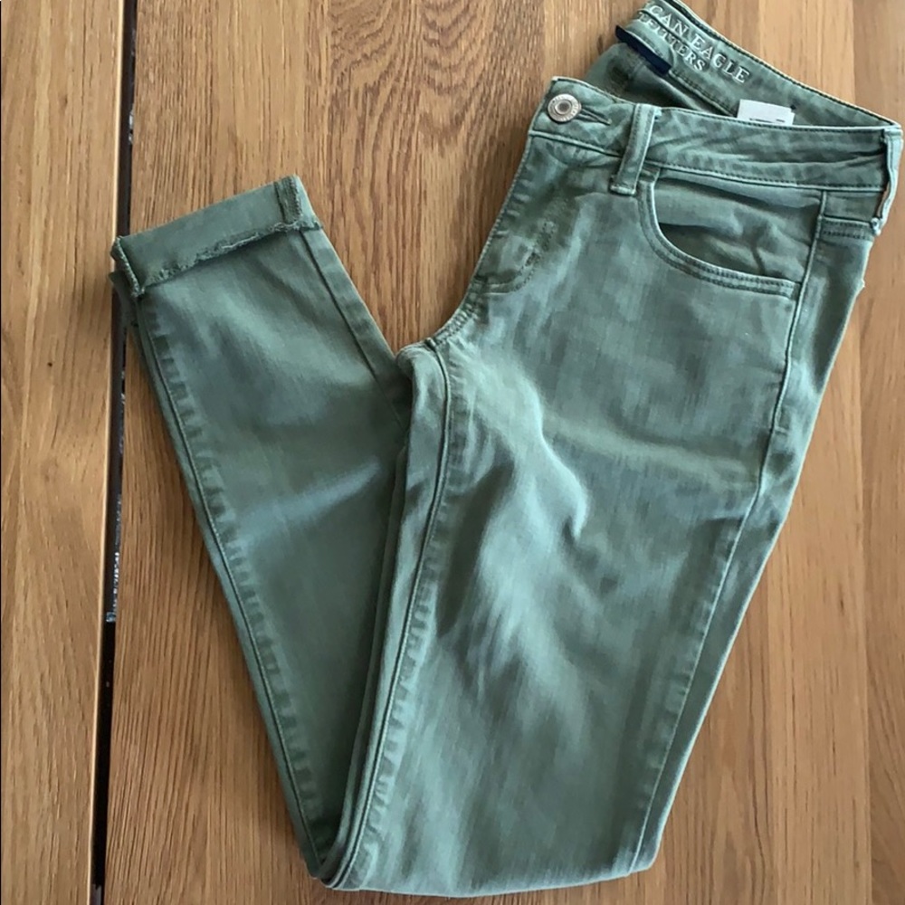 American Eagle Outfitters Skinny Pants in Olive Green